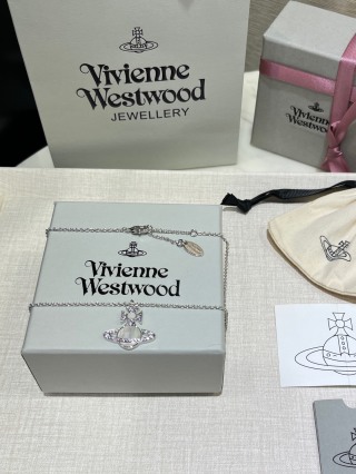 비비안웨스트우드 화이트 시쉘 퍼플 큐빅 목걸이 64925