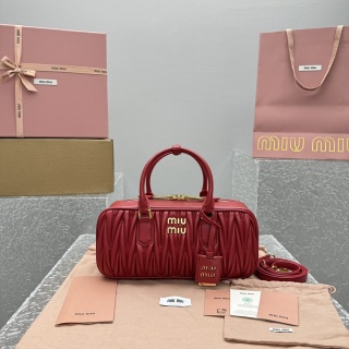 미우미우 가방 68300 Miu Miu Bag