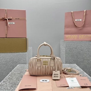 미우미우 가방 68304 Miu Miu Bag