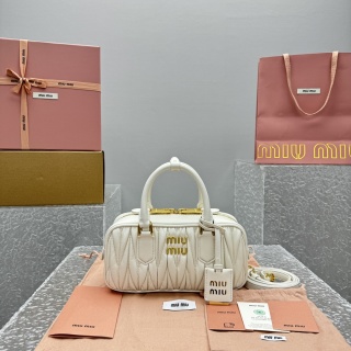 미우미우 가방 68473 Miu Miu Bag