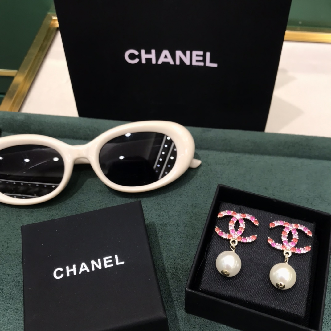 샤넬 귀걸이 69043 Chanel Earrings