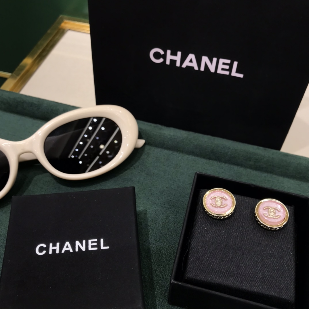샤넬 귀걸이 69052 Chanel Earrings