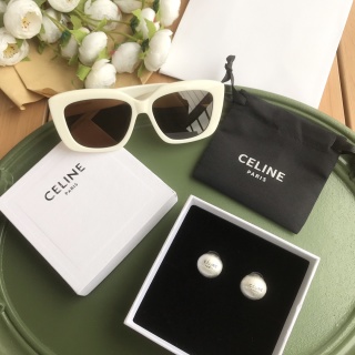 셀린느 귀걸이 69635 Celine Earrings