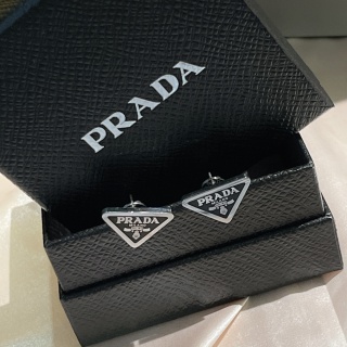프라다 귀걸이 71534 Prada Earrings