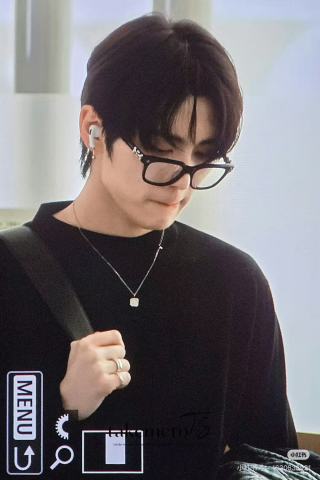 크롬하츠 선글라스 74086 Chrome Hearts Sunglasses