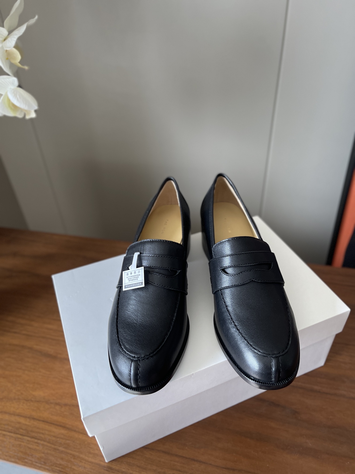 더로우 신발 75311 The Row Shoes