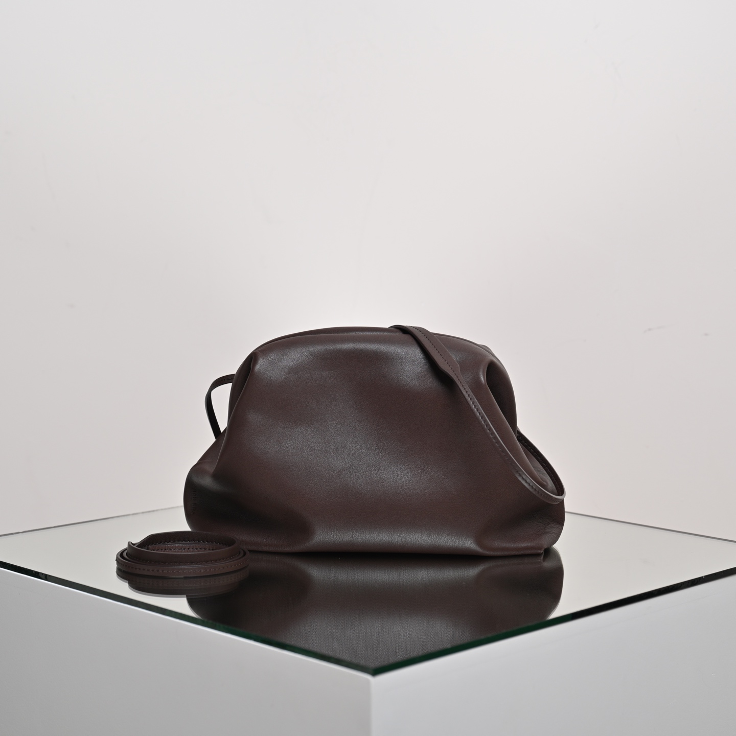 더로우 가방 75503 The Row Bag