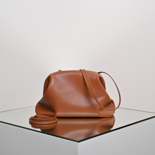 더로우 가방 75505 The Row Bag