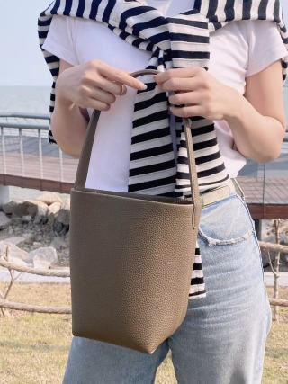 더로우 가방 75846 The Row Bag