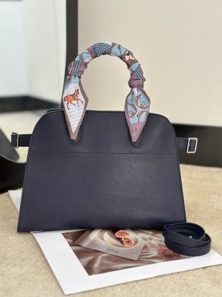 더로우 가방 76045 The Row Bag