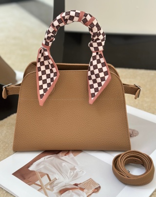 더로우 가방 76168 The Row Bag