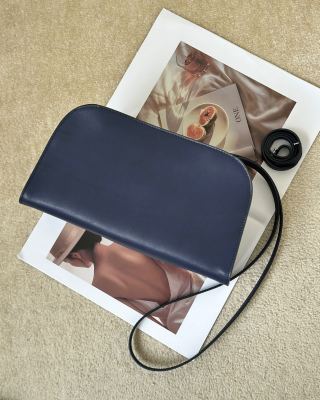 더로우 가방 76206 The Row Bag