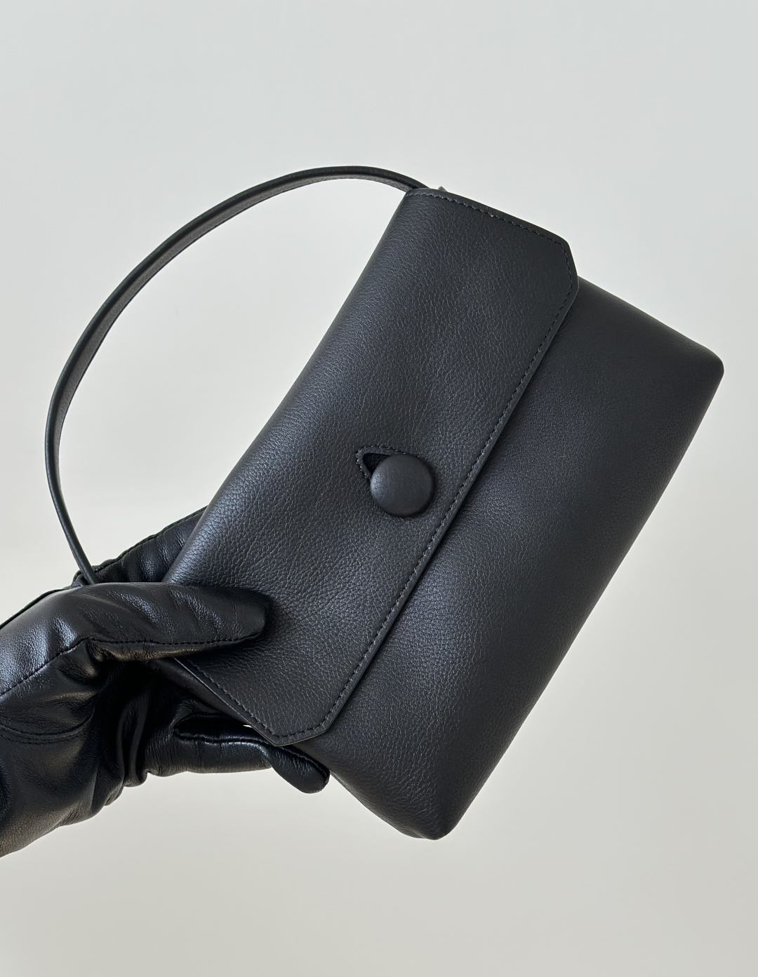 더로우 가방 76232 The Row Bag