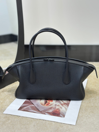 더로우 가방 76243 The Row Bag