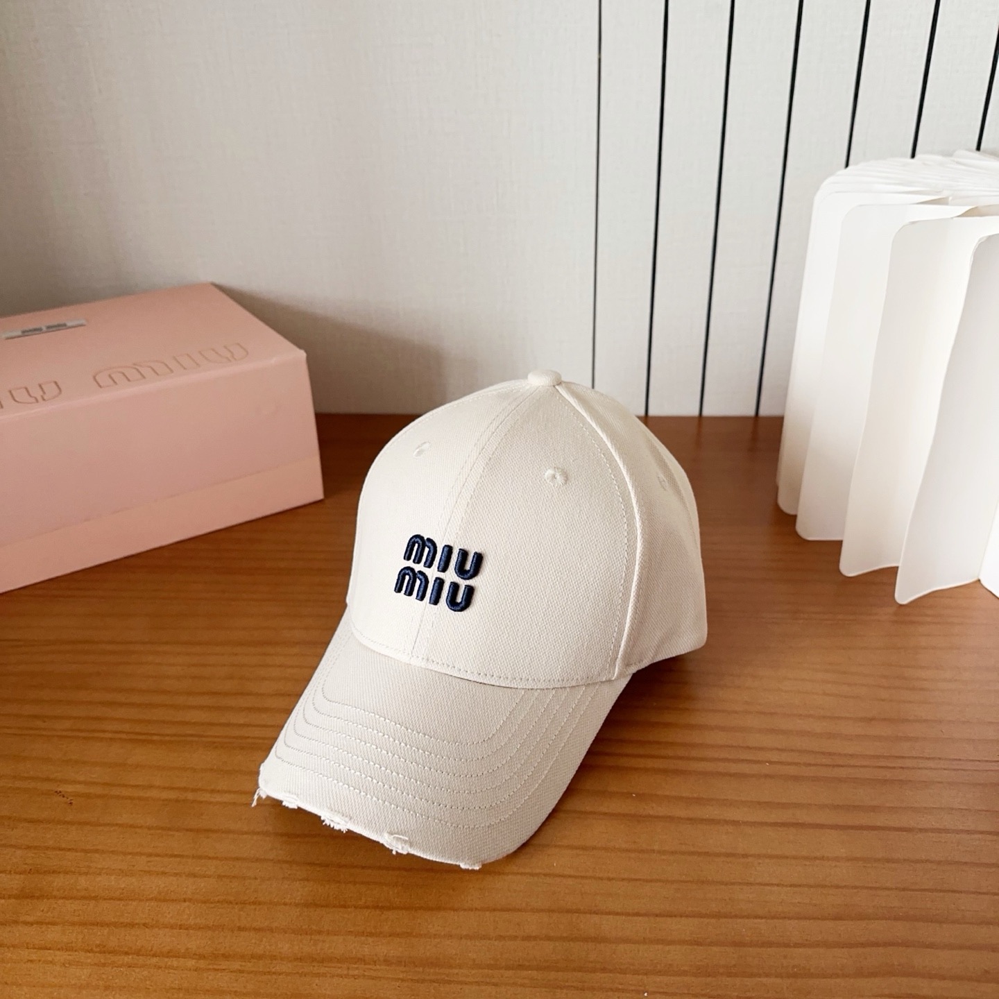 미우미우 모자 80857 Miu Miu Cap
