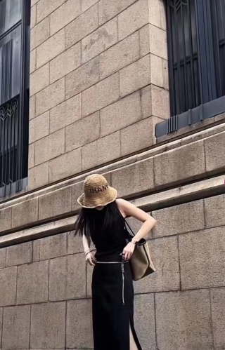 샤넬 살구색 손뜨개 니트 낚시꾼 모자 82125