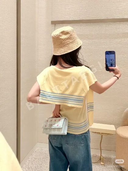 디올 연노랑 스트라이프 니트 반팔 베스트 54199