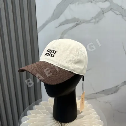 미우미우 컬러블록 자수 베이스볼 모자 118974
