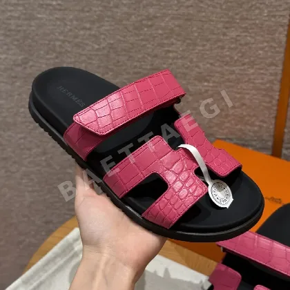 에르메스 225 시프레 악어가죽 샌들 8581