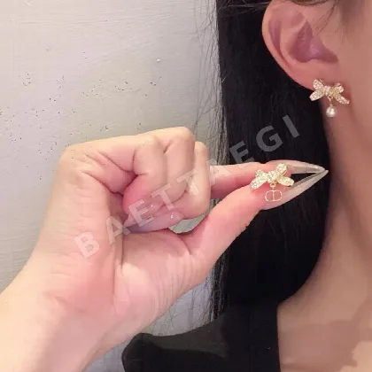 디올 귀걸이 60384