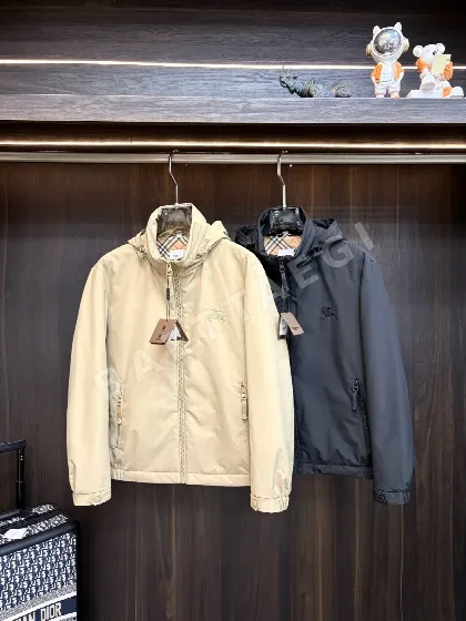 버버리 퀼팅 후드 스탠드카라 자켓 169780