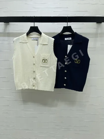 발렌티노 카라 장식 니트 베스트 여성 자켓 131620