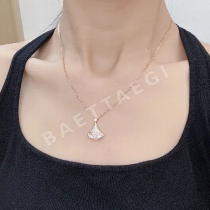 불가리 목걸이 64325 Bvlgari Necklace