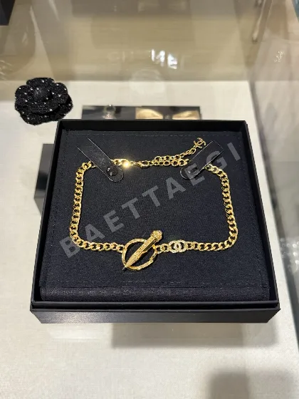 샤넬 25K 골드 더블 C 진주 초커 목걸이 65912
