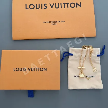 루이비통 팔찌 64129 Louis Vuitton Bracelet