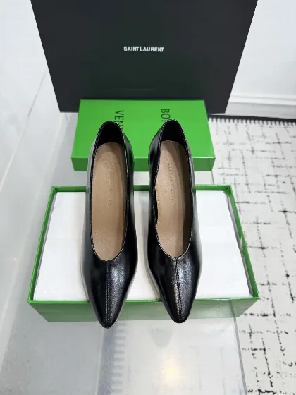 보테가베네타 소피아 딥토 둥근 앞코 하이힐 9889