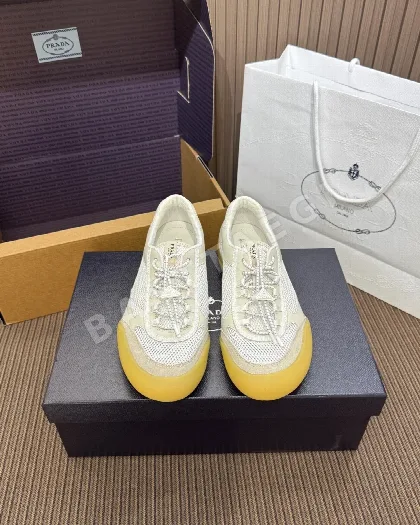 프라다 메시 소재 남성 스니커즈 156944