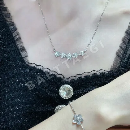 그라프 오화 모티프 고탄소 다이아 목걸이 125020