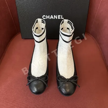 샤넬 클래식 퀼팅 앵클 부츠 143955