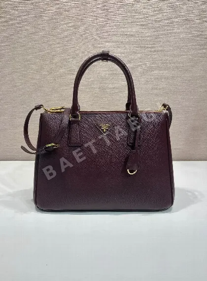프라다 가레리아 크로스그레인 소가죽 핸드백 1BA274 115610