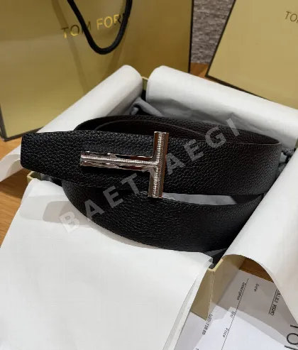 톰포드 T 버클 그레인 송아지가죽 벨트 180575