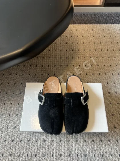 마르지엘라 스플릿토 뮬 슬리퍼 75329