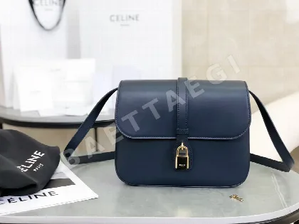 셀린느 가방 86540