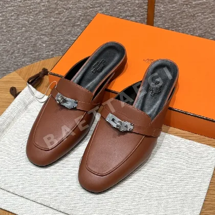 에르메스 이즈 뮬 샌들 Saddle Red Goatskin 실버 하드웨어 163735
