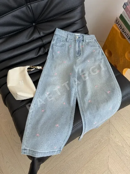샤넬 분홍 동백꽃 자수 크롭 팬츠 104126