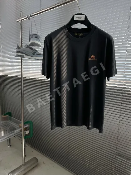로로피아나 남성 라운드넥 반팔 티셔츠 159980