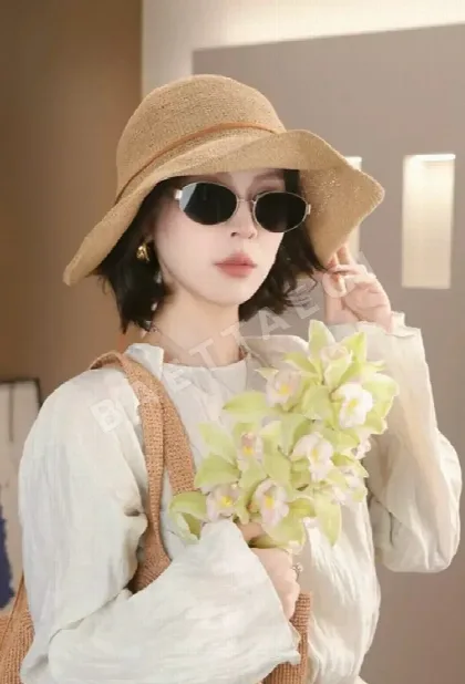 샤넬 파피루스 크로셰 보울 햇 119444