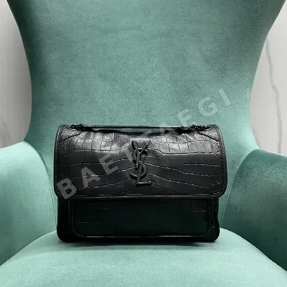 생로랑 크로커다일 엠보 소가죽 플립 백 548942