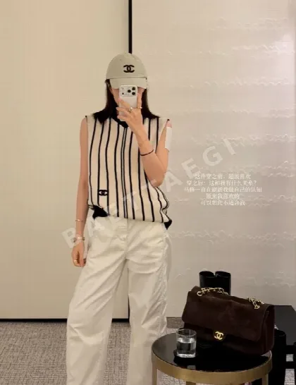 샤넬 스트라이프 울 혼방 반팔 니트 탑 163808