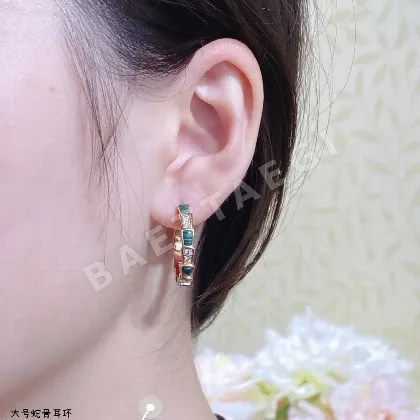 불가리 대형 조개껍질 마더오브펄 뱀뼈 귀걸이 64709
