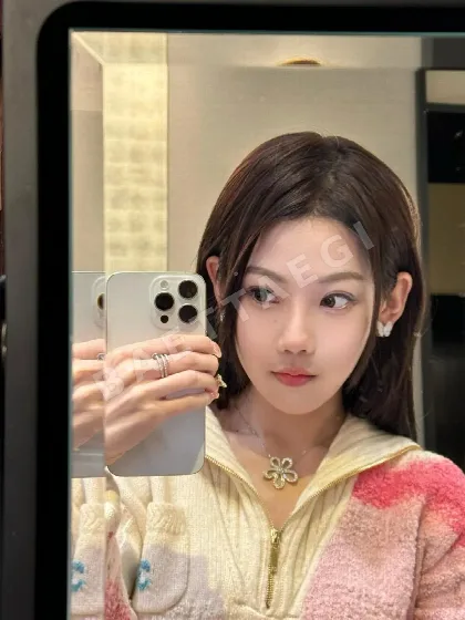 반클리프앤아펠 로즈골드 다이아몬드 나비 목걸이 63850