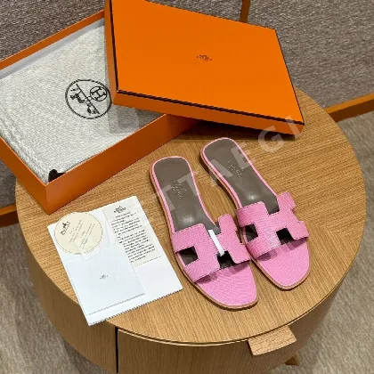 에르메스 오란 도마뱀 가죽 샌들 117539