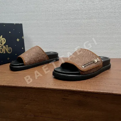 루이비통 모노그램 데님 원스트랩 샌들 135785