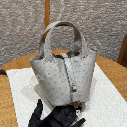 에르메스 피코탄 KK 타조 가죽 가방 169346