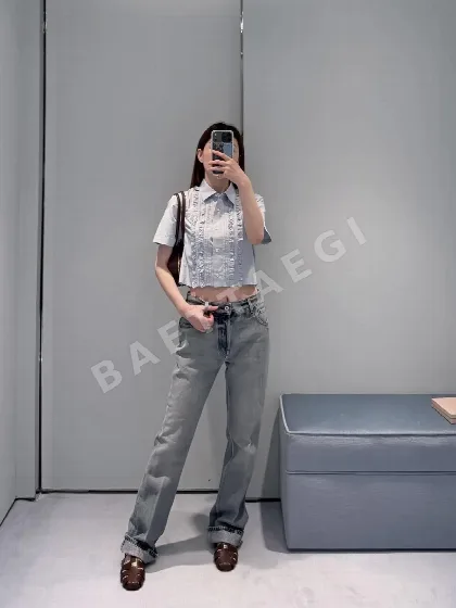 미우미우 블루 프릴 스퀘어넥 반팔 셔츠 127798