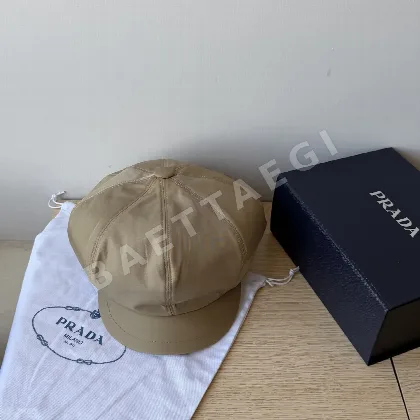 프라다 나일론 팔각형 베이스볼 캡 85133